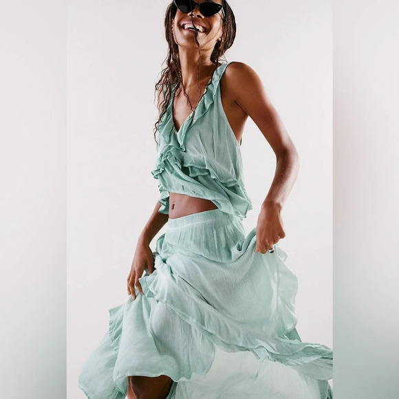 NWOT Free people two piece ruffle If Only Set . - Picture 1 of 11